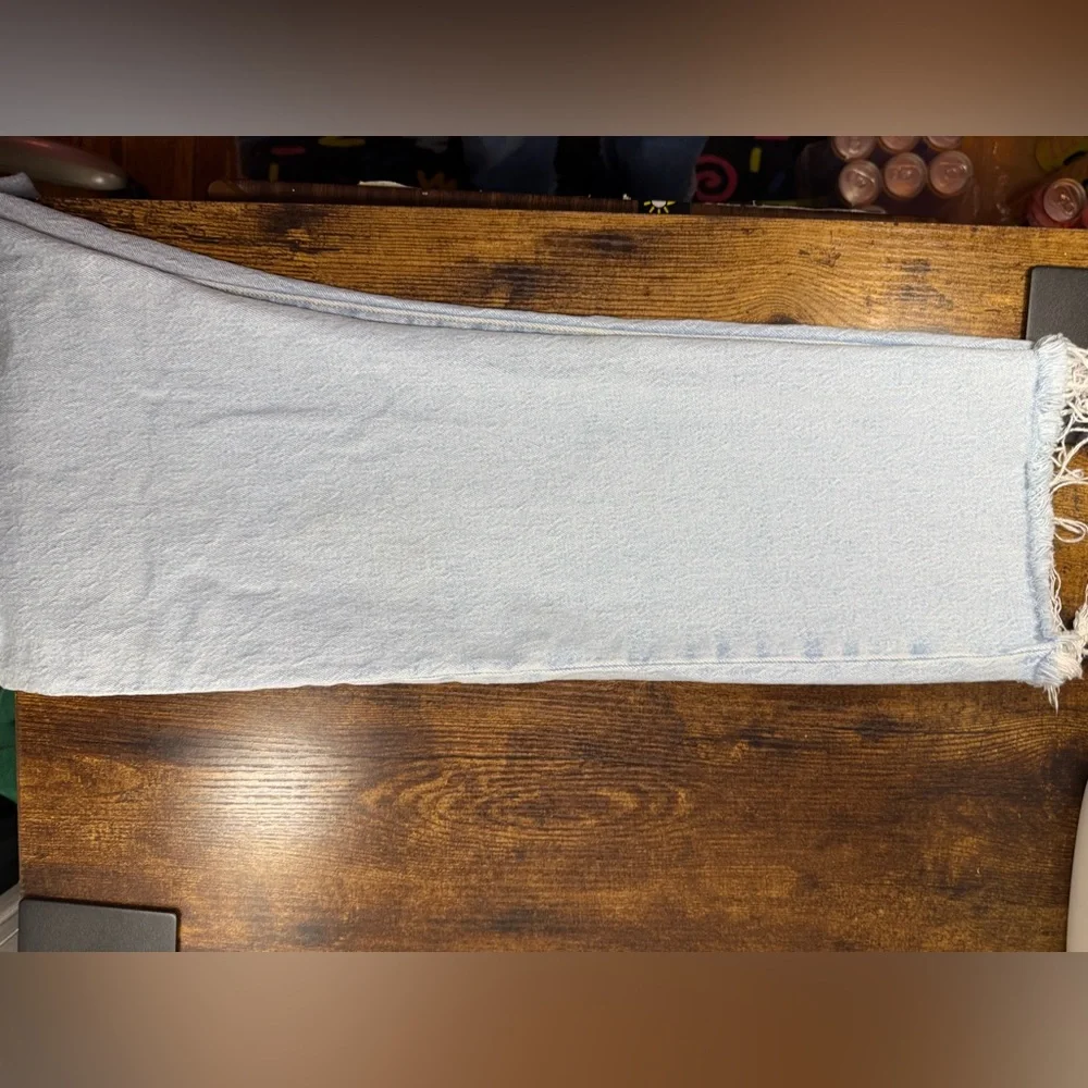 Levi's 501 32x28 Premium White and Light Blue Denim Raw Hem - Picture 8 of 15